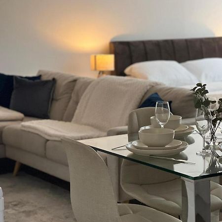 Modern Studio In Popular South Kensington Location Londra Exterior foto