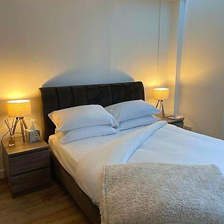 Modern Studio In Popular South Kensington Location Londra Exterior foto