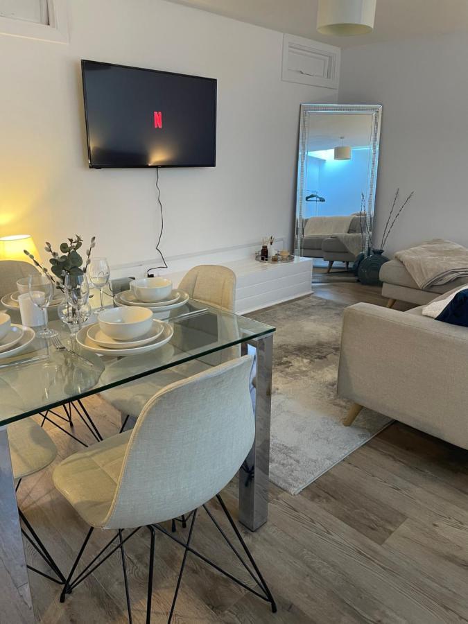 Modern Studio In Popular South Kensington Location Londra Exterior foto